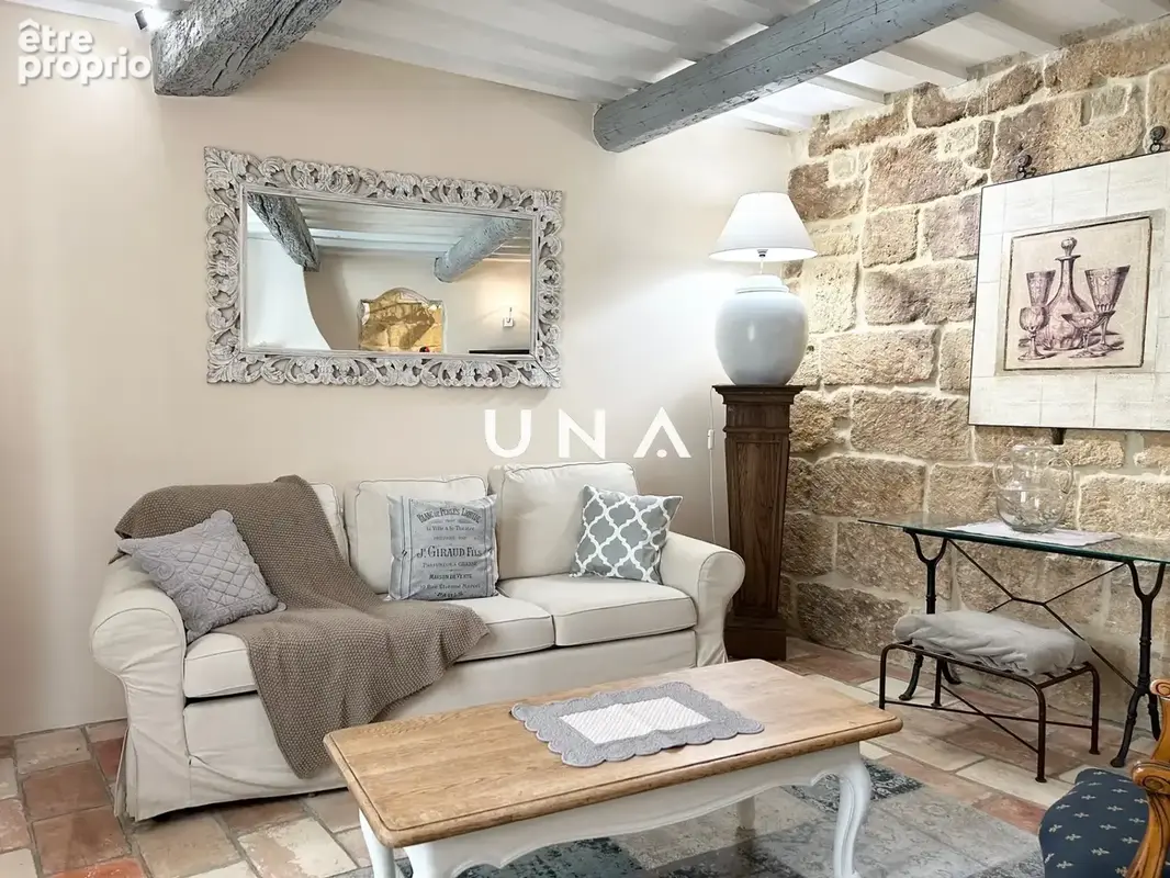 Une belle authentique au cœur du centre historique d'uzes - photo 3