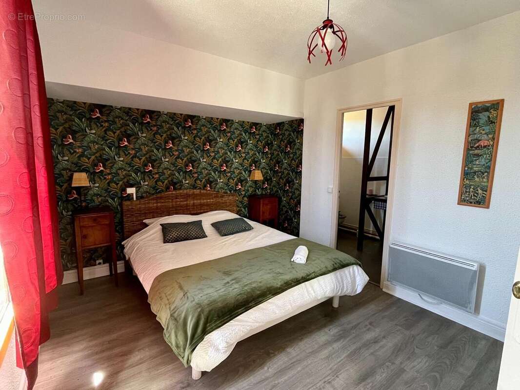 Commerce 595 m² à Brinon-Sur-Sauldre  - photo 4
