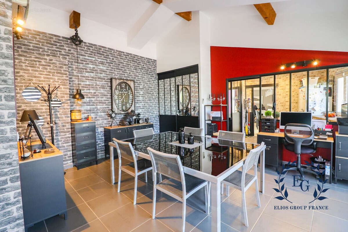 Maison à FLASSANS-SUR-ISSOLE