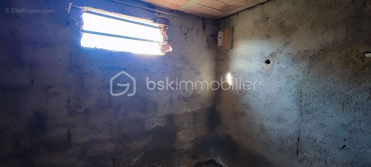 Terrain à CLERMONT-L&#039;HERAULT