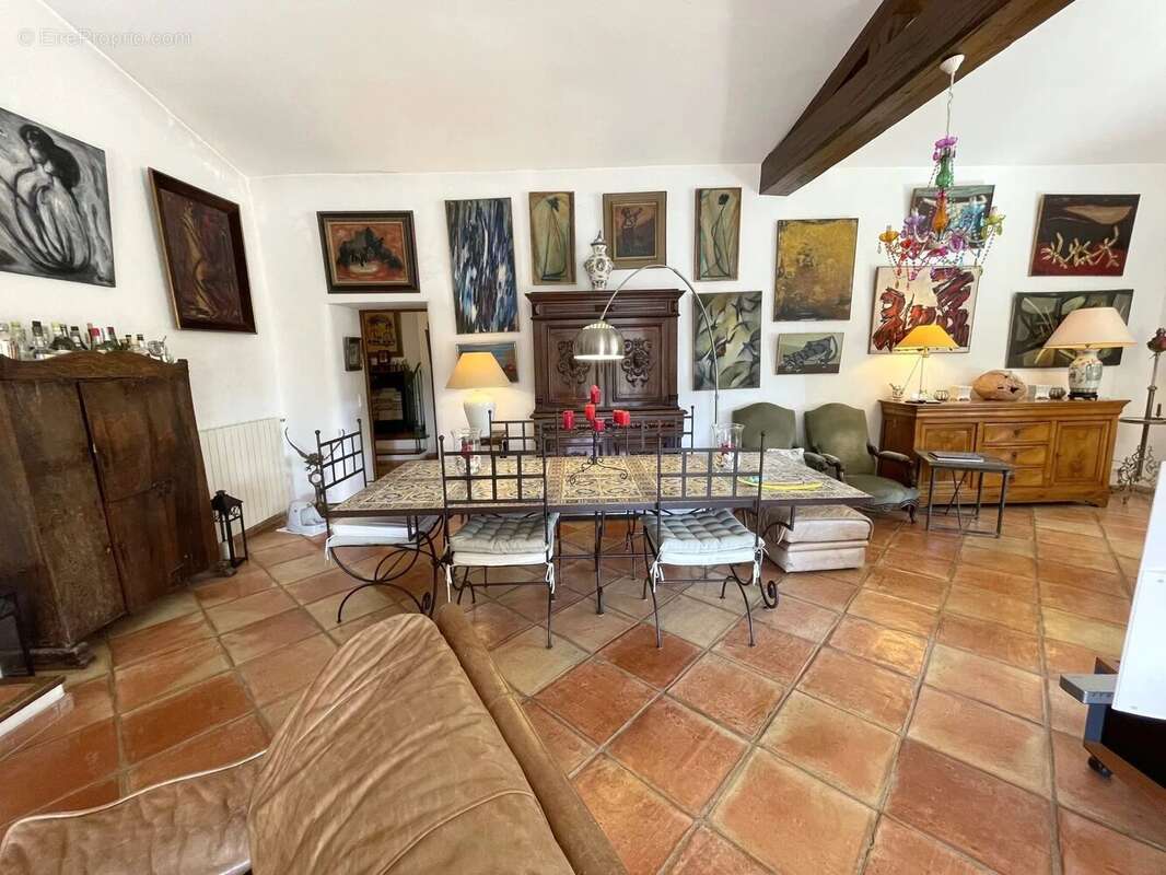 Maison à LA GARDE-FREINET