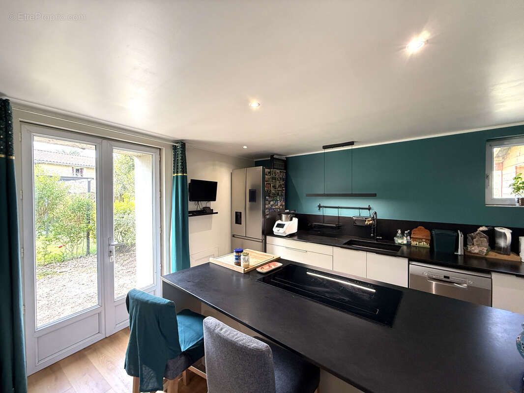 Maison à SAINT-MAURICE-LA-CLOUERE