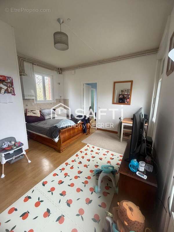 Photo 4