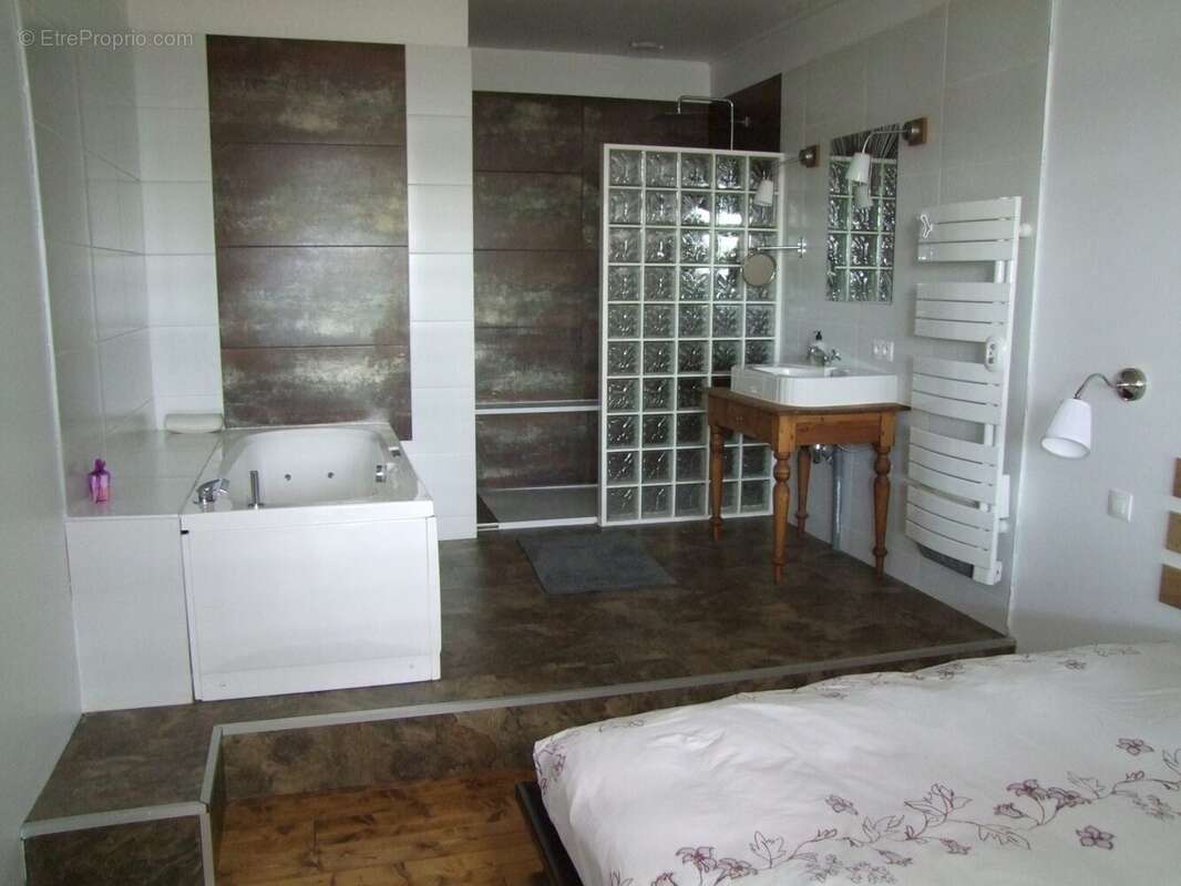 Gîte2, Loft, sdb - Maison à EPFIG