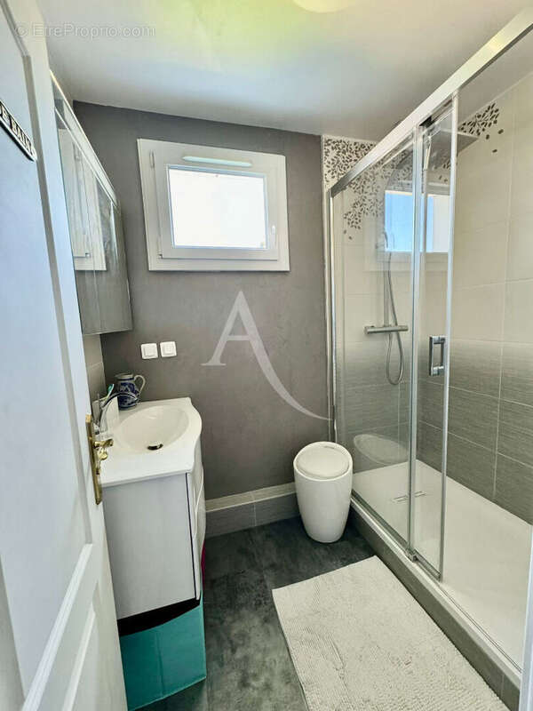 Maison à LIMEIL-BREVANNES