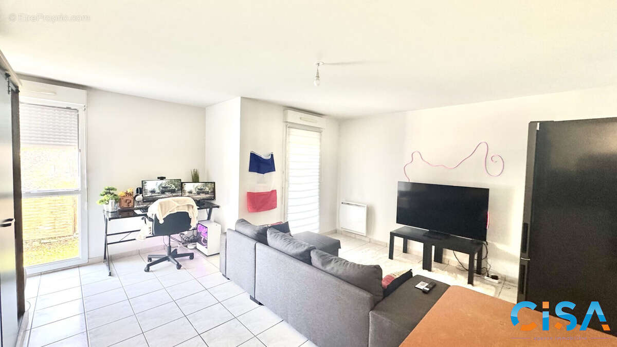 Appartement à VERNEUIL-EN-HALATTE