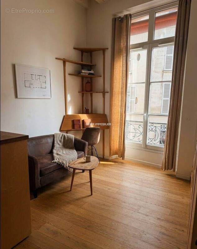 Appartement à PARIS-6E