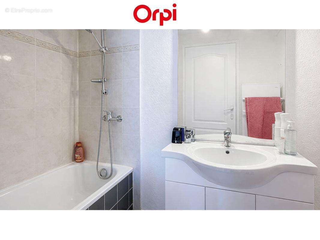 Appartement à VETRAZ-MONTHOUX