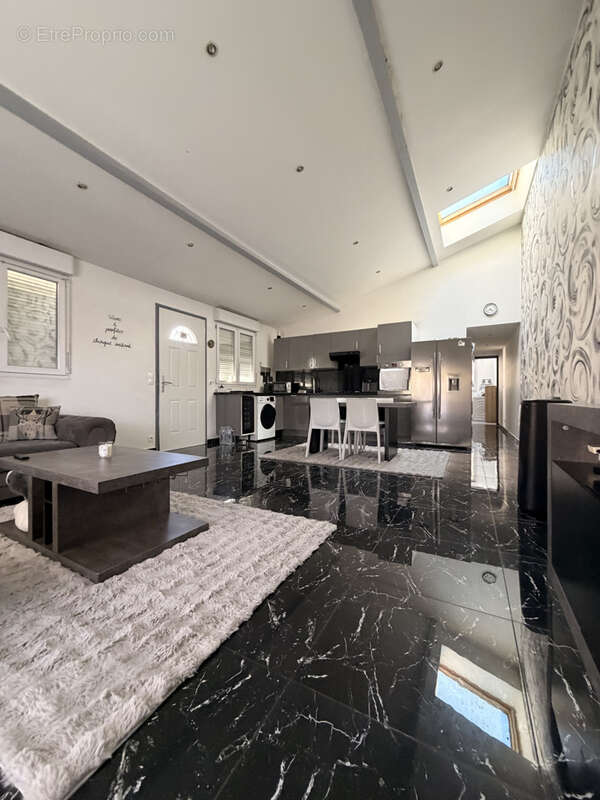 Maison à ROSNY-SOUS-BOIS