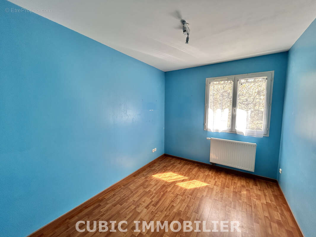 Maison à LACHASSAGNE