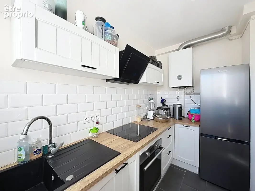 Clos banet t2 dernier etage + garage balcon cave - photo 3