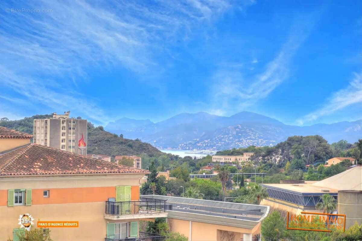 Appartement à LE CANNET