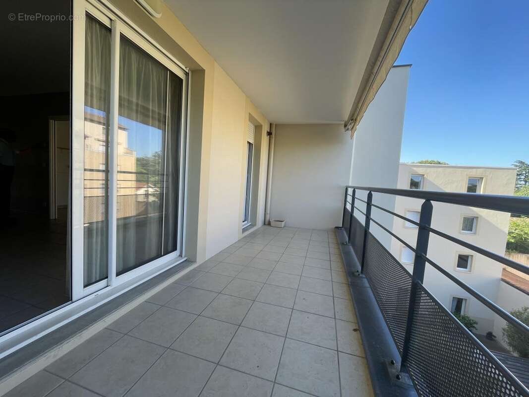 Appartement 70 m² à Valence  - photo 3