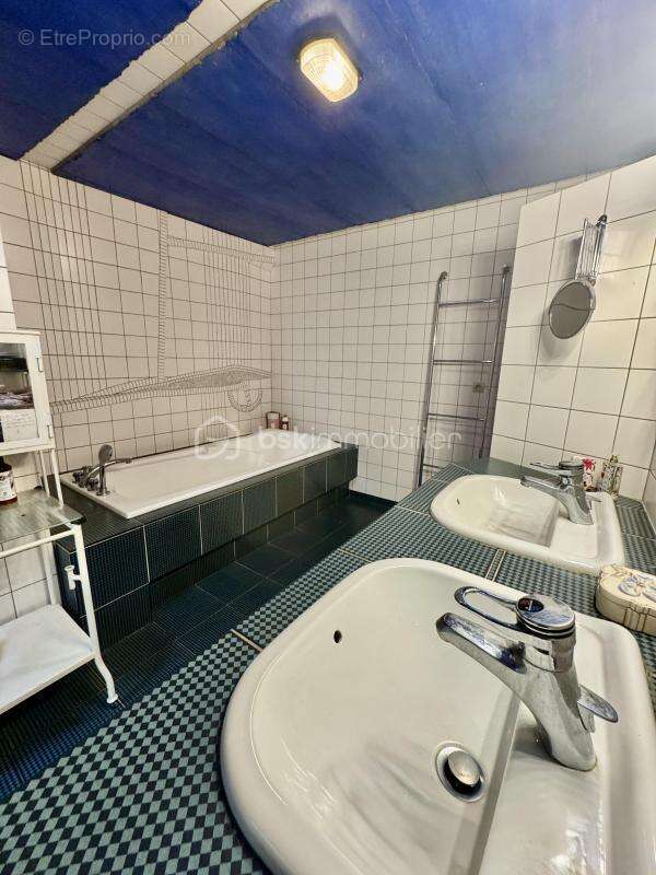 Au cœur de Porcelette  Maison de Village Atypique 260 m², 13 pièces, 7 Chambres, Garage, Terrain de 14 ares - photo 18