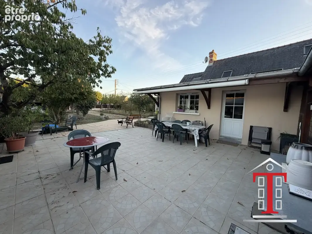 Maison 5 pièces 192 m² à vendre à Beaufort-En-Vallee (49250) - photo 8