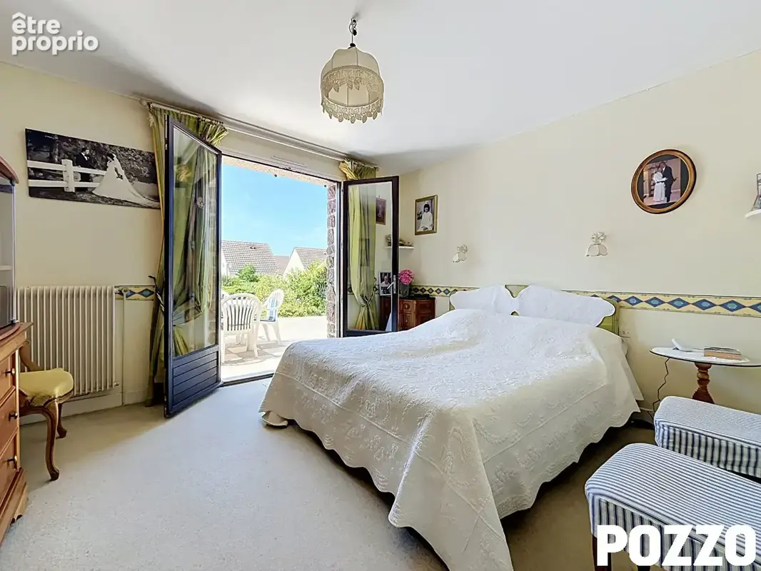 Maison Saint Martin de Bréhal 6 pièces 129 m2 environ - photo 5