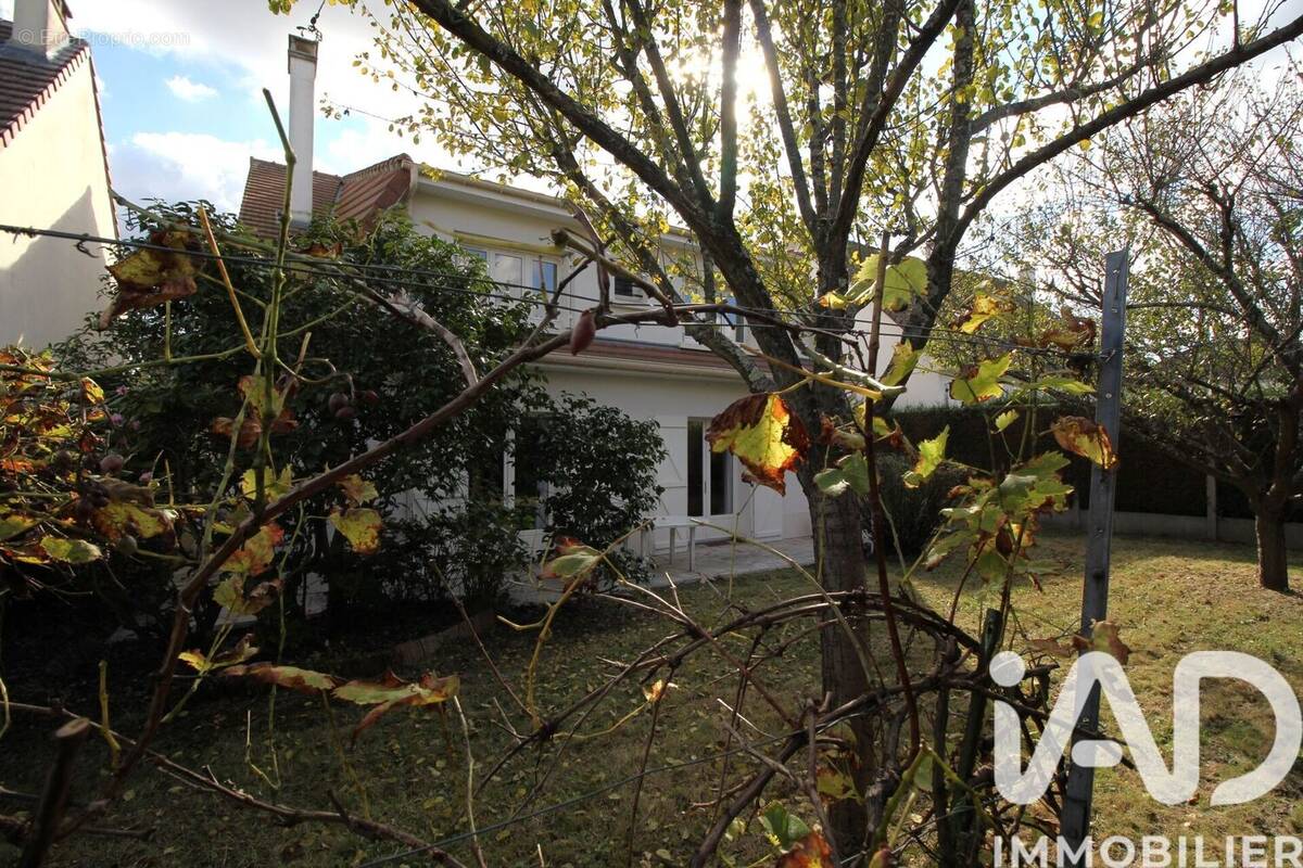 Photo 1 - Maison à VILLECRESNES