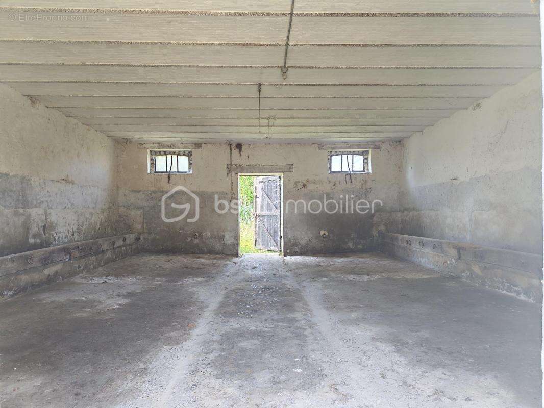 MAISON AVEC GRANGE et grenier aménageable - photo 2