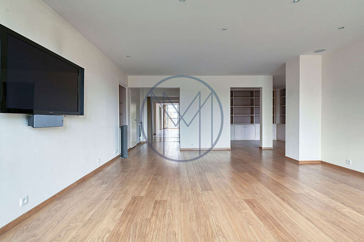 Appartement à VERSAILLES