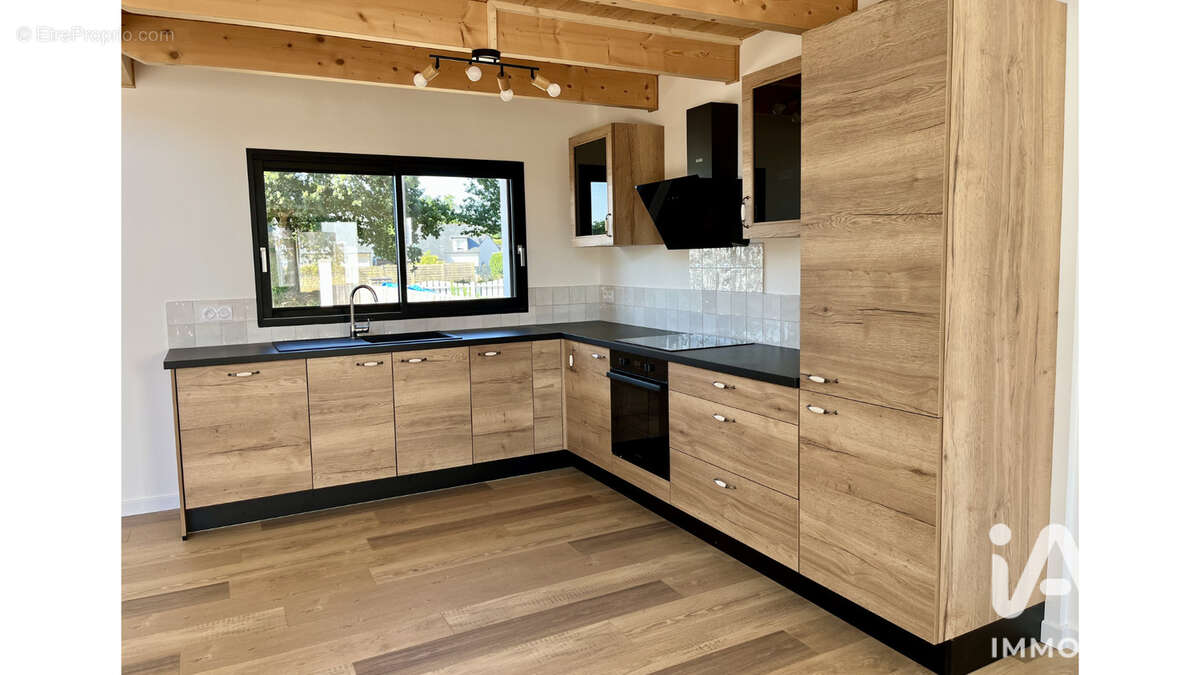 Maison 101 m² à Concarneau  - photo 4