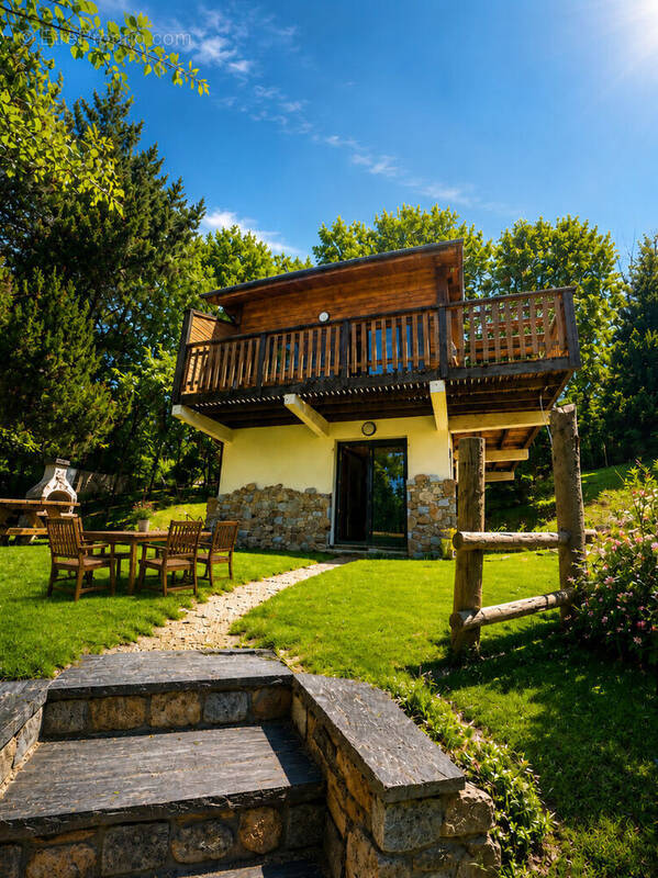 Maison à EYNE