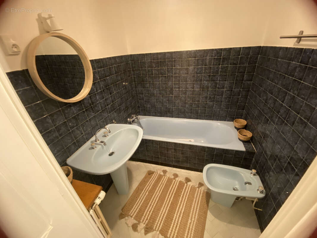 Appartement à DESAIGNES