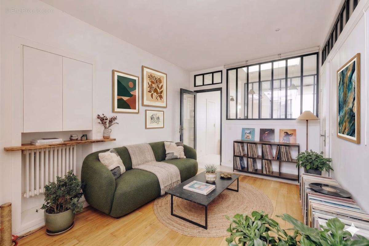 Appartement à PARIS-11E