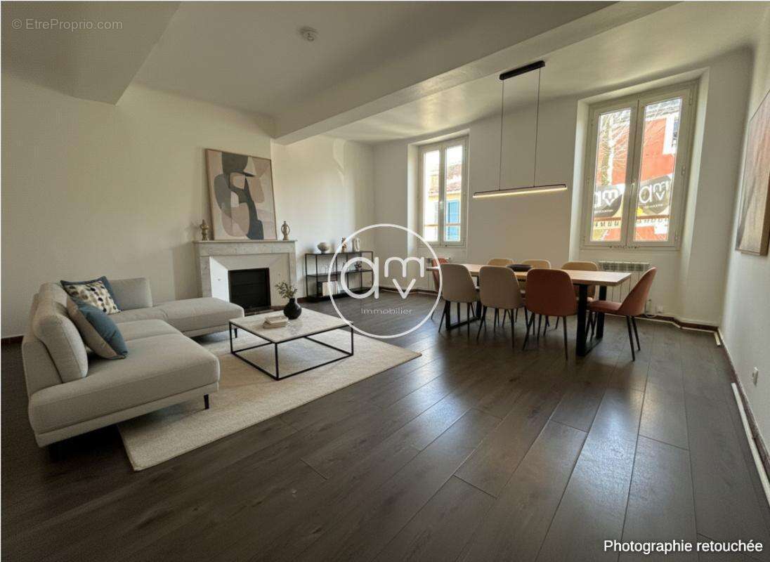 Appartement à CUERS