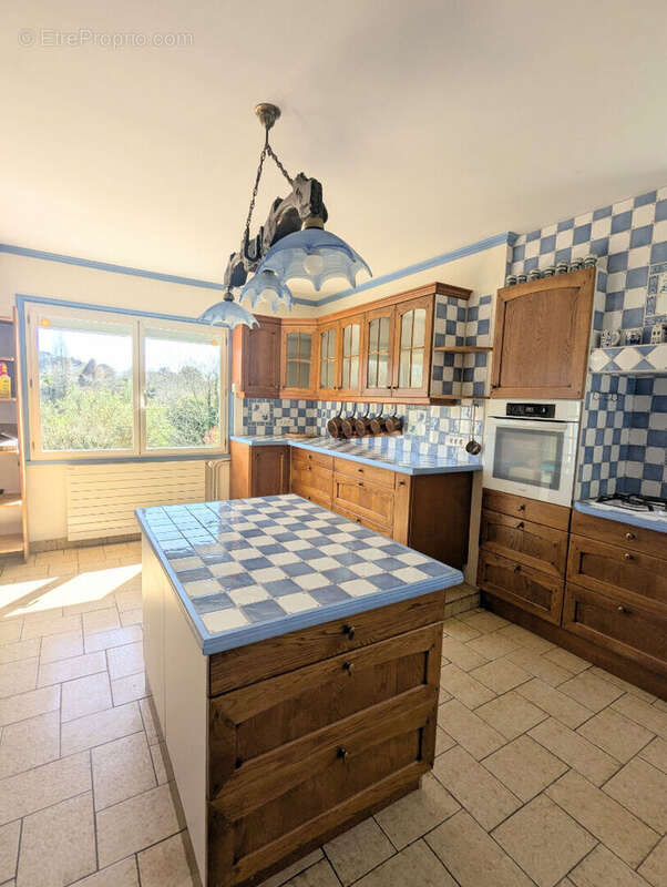 Maison à TREDREZ-LOCQUEMEAU