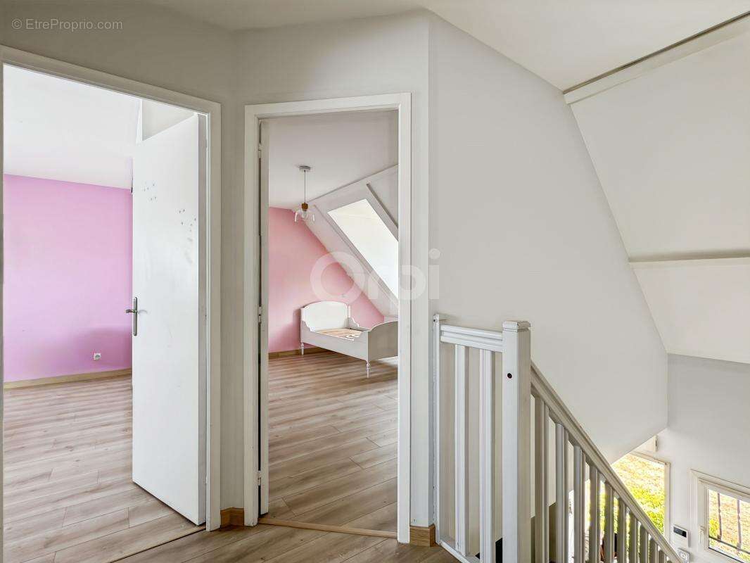 Maison familiale dans le secteur recherché de Saint Michel à Evreux - photo 9