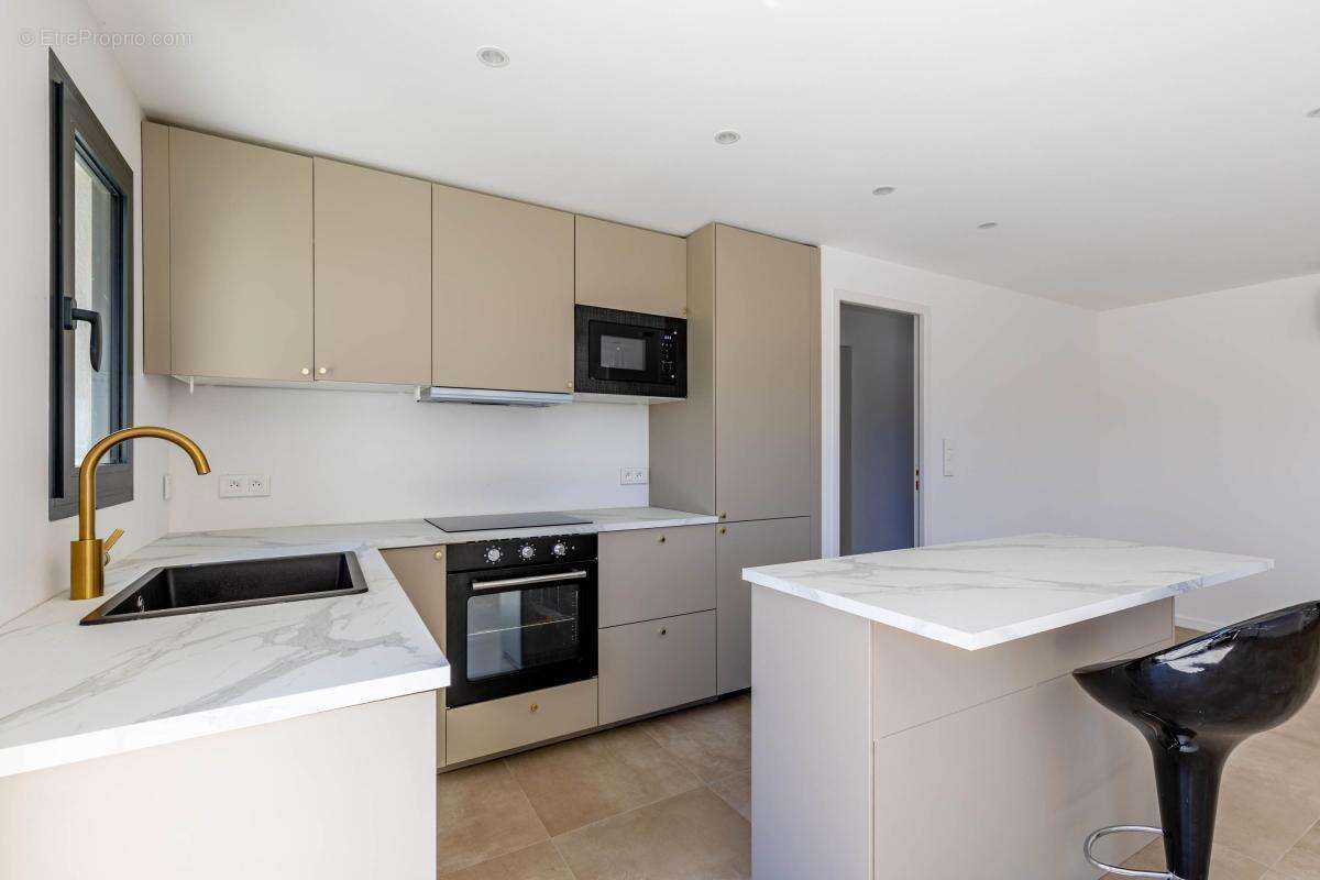 Appartement à SANARY-SUR-MER