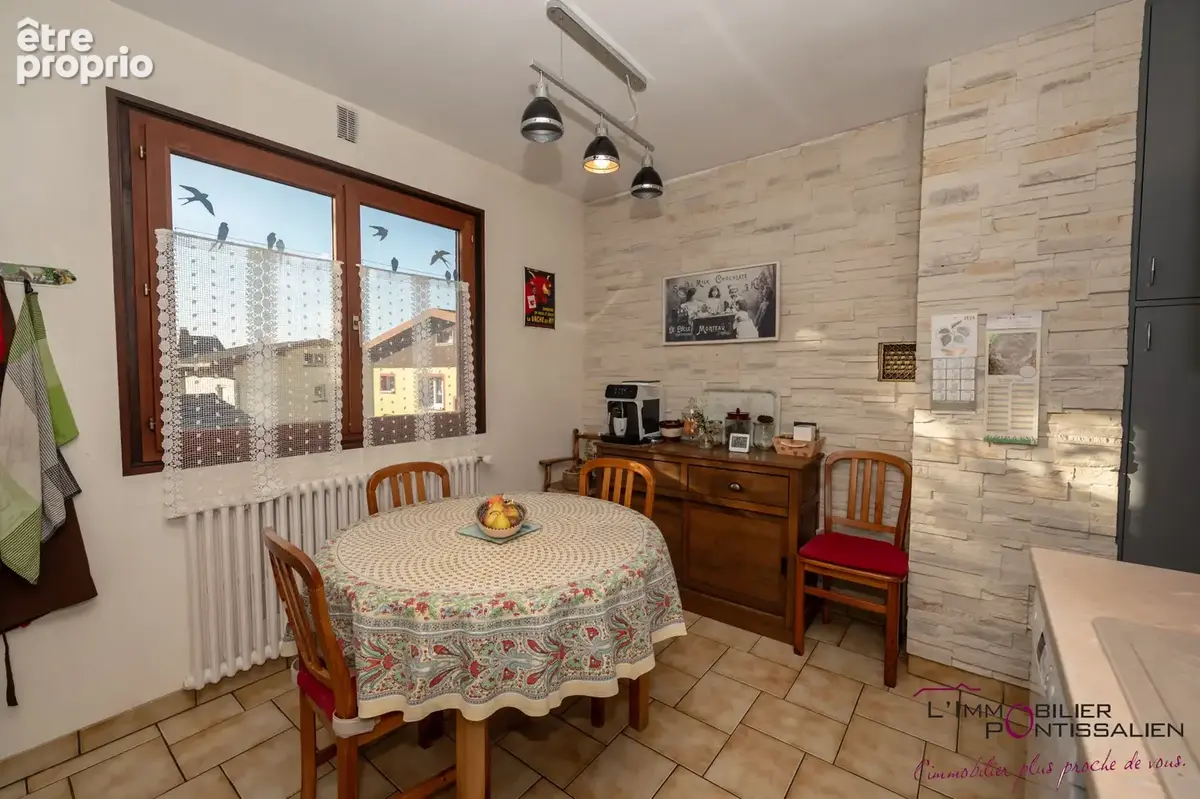 Pontarlier : maison de type 4 - quartier calme - photo 7