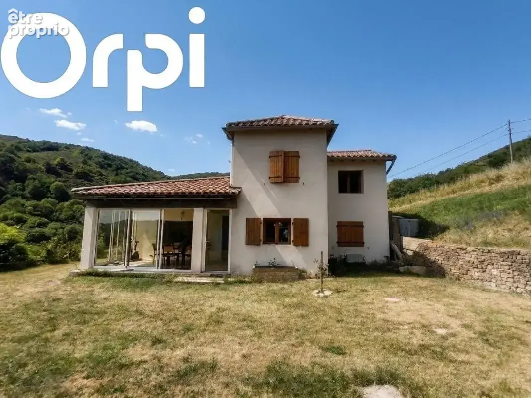 Photo Maison à Gourdon au prix de 270 000€