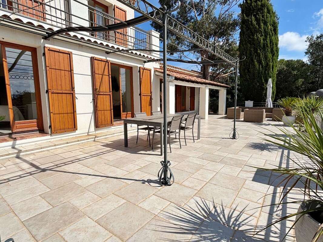 Maison à FREJUS