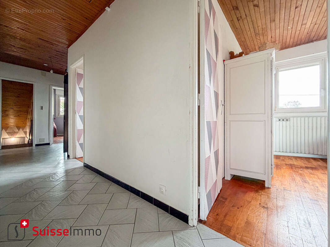 Maison à SEMONDANS