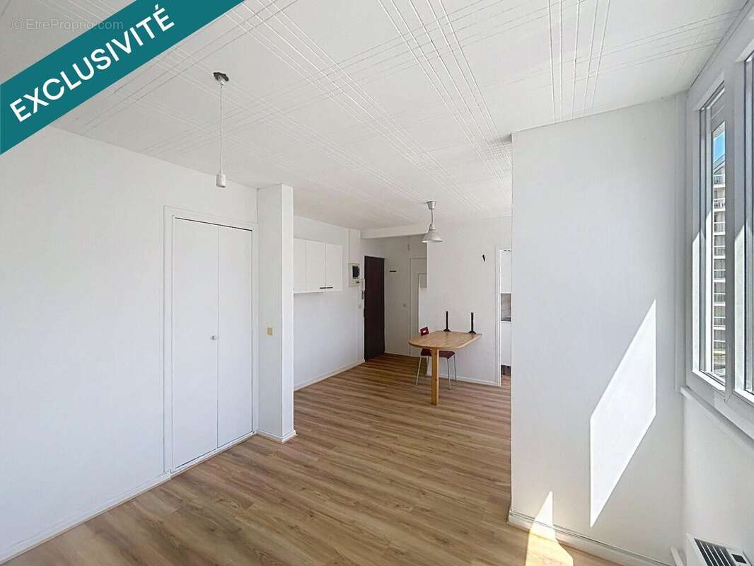 Photo 2 - Appartement à VILLEURBANNE