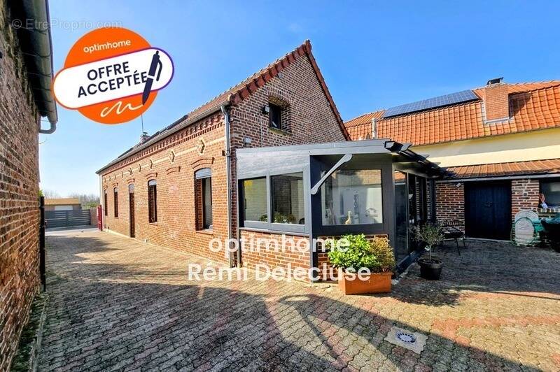 Maison à VAUX-ANDIGNY