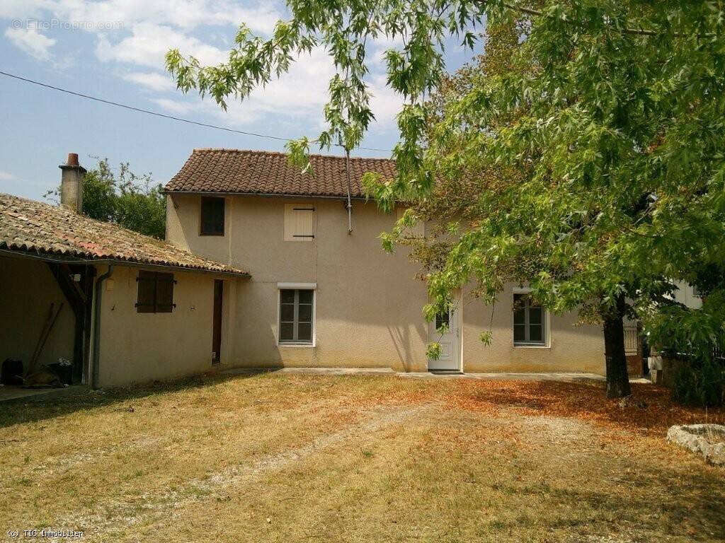 Maison à LEZAY