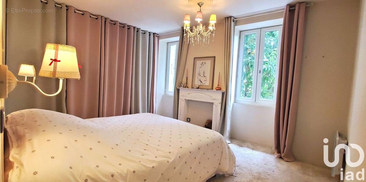 Photo 1 - Maison à MEYRANNES