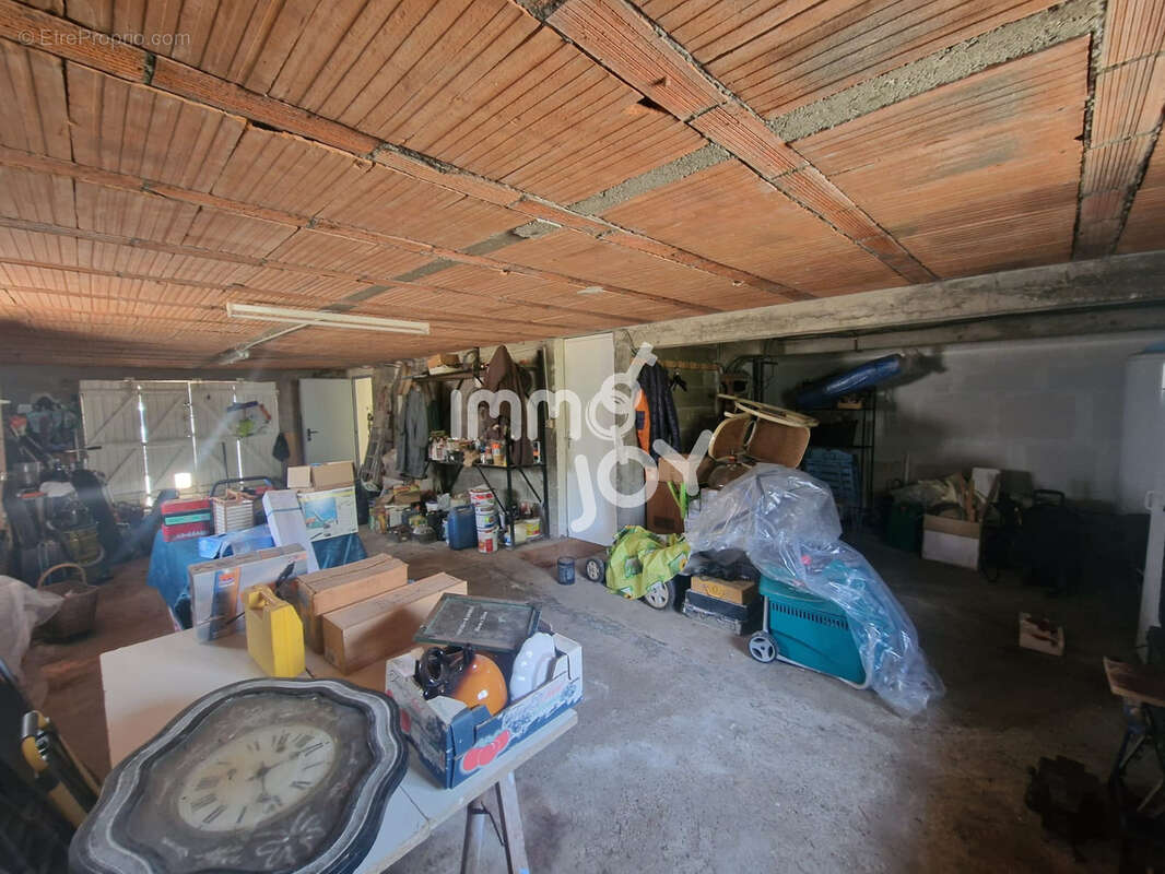 Maison familiale spacieuse de 213 m2 à Salles d'Aude, proche des plages - photo 21
