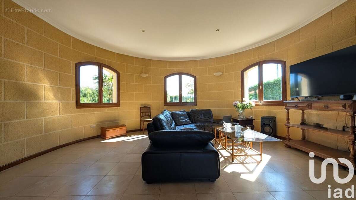 Photo 3 - Maison à SAINT-LOUIS-DE-MONTFERRAND