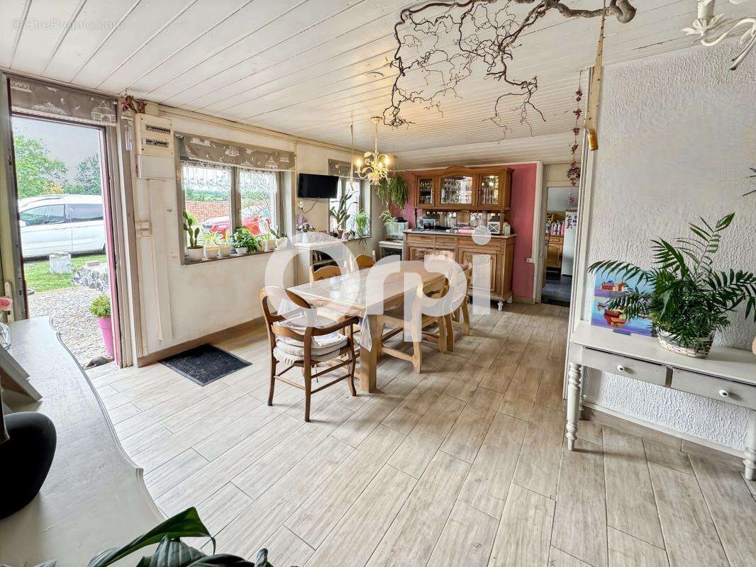 Maison à LEULINGHEN-BERNES