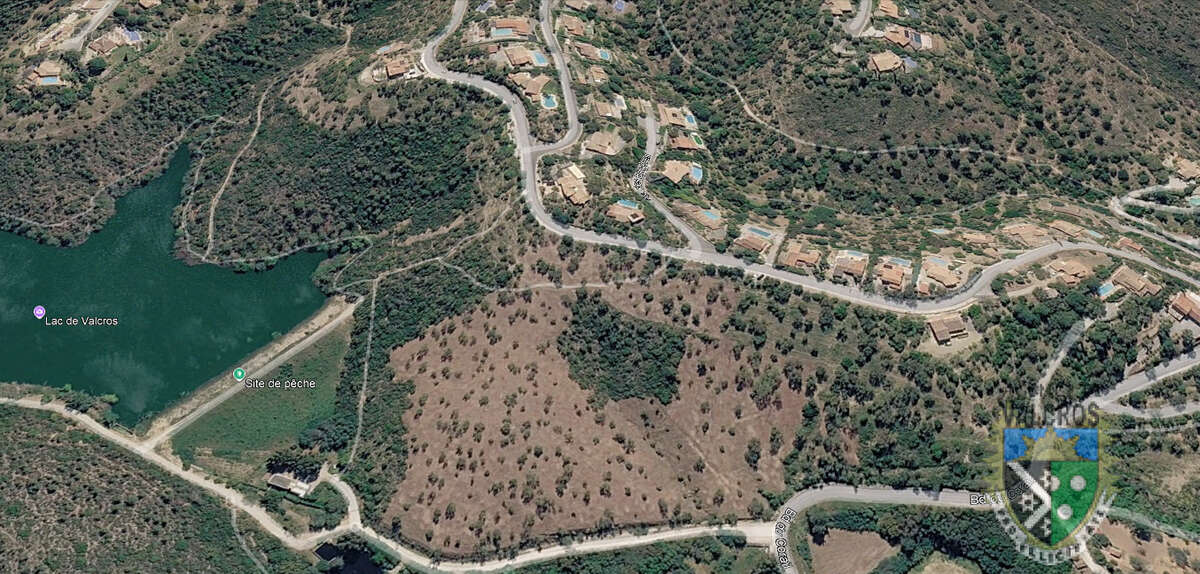 Terrain à LA LONDE-LES-MAURES