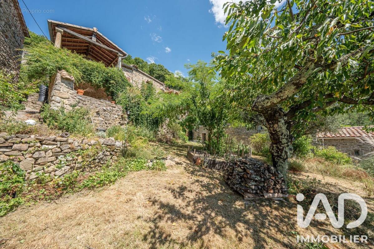 Photo 1 - Maison à CHASSIERS