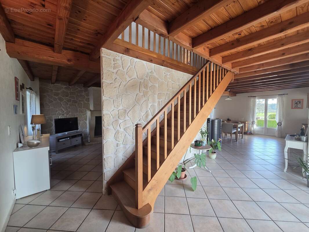 Maison à LA COURONNE