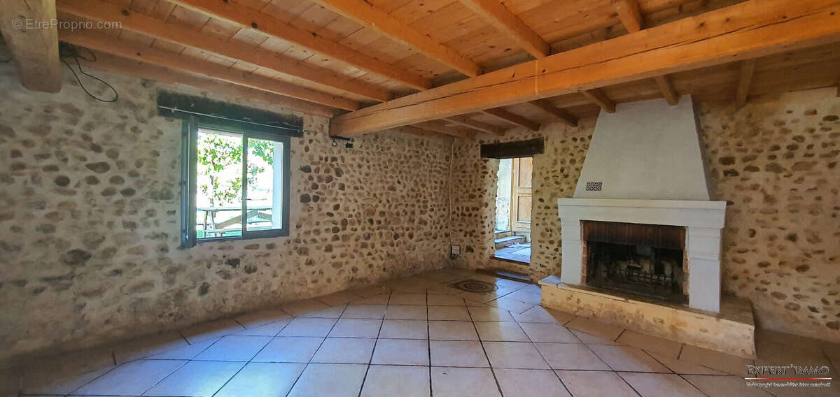 Maison à PUIMOISSON