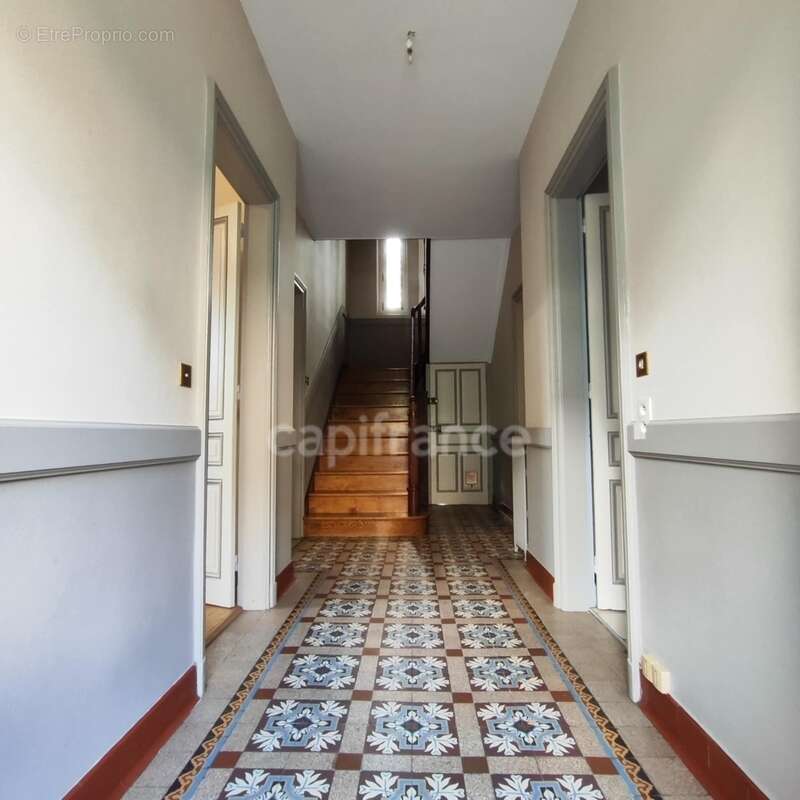 Maison à LES AVENIERES