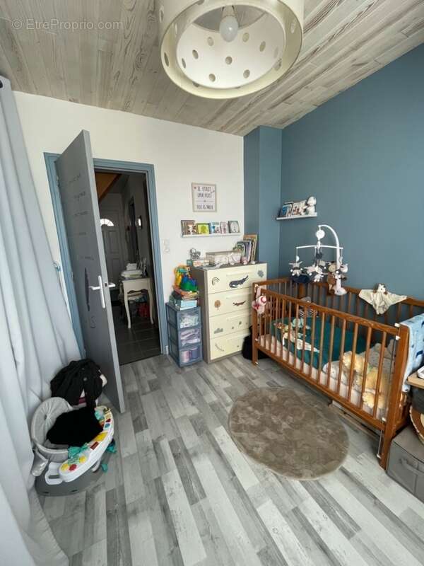 Maison à MONTAIGUT-LE-BLANC