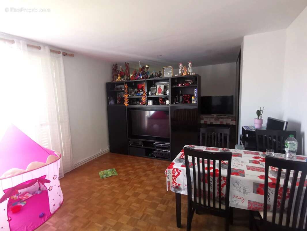 Appartement à VITRY-SUR-SEINE