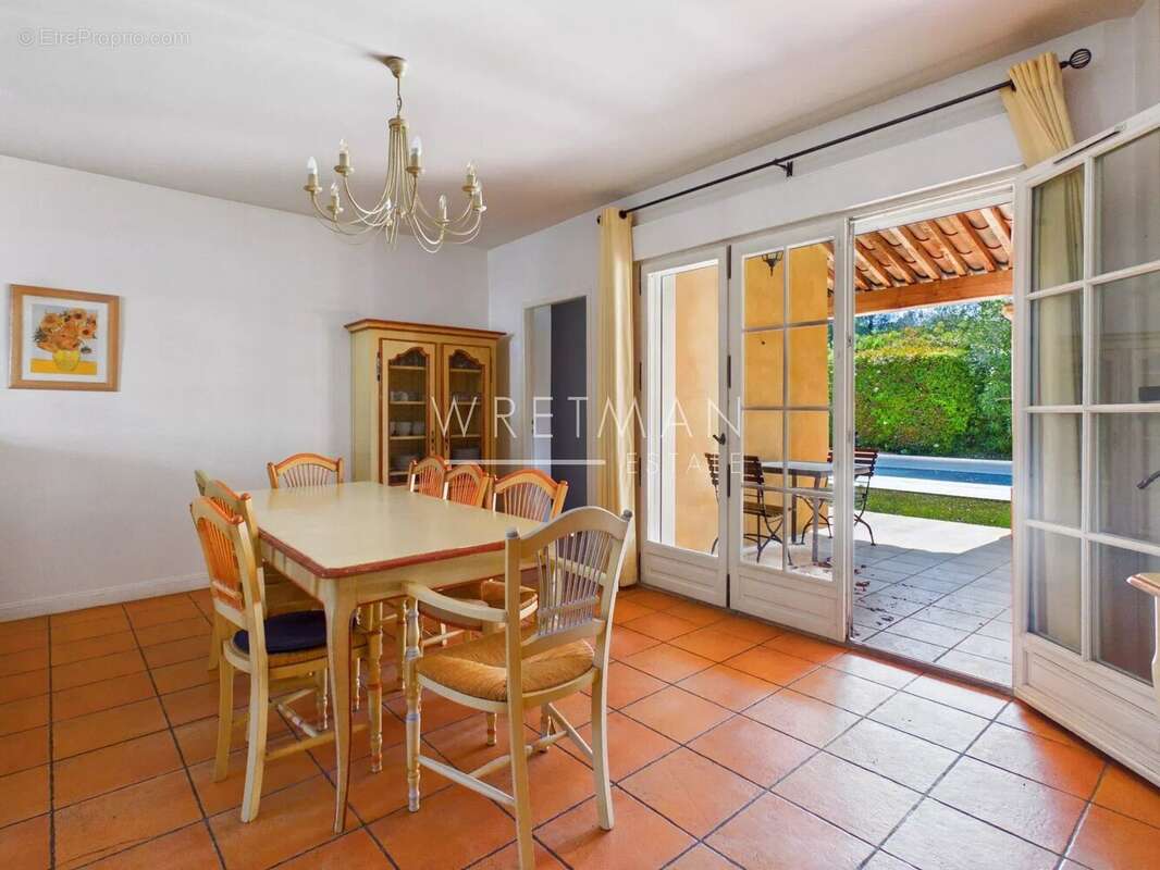 Maison à FAYENCE